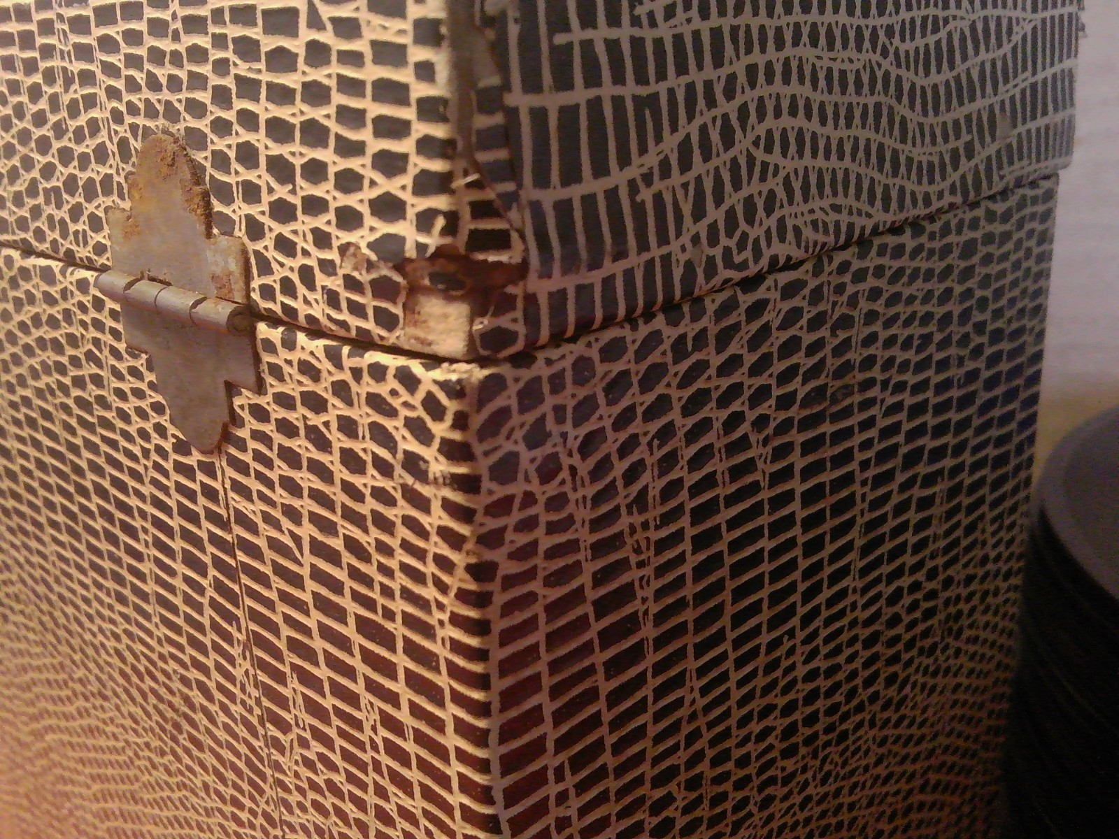 Faux Snakeskin 45 RPM CASE & (50) 1950’s-60’s Doo Wop R & B 45’s See Photos