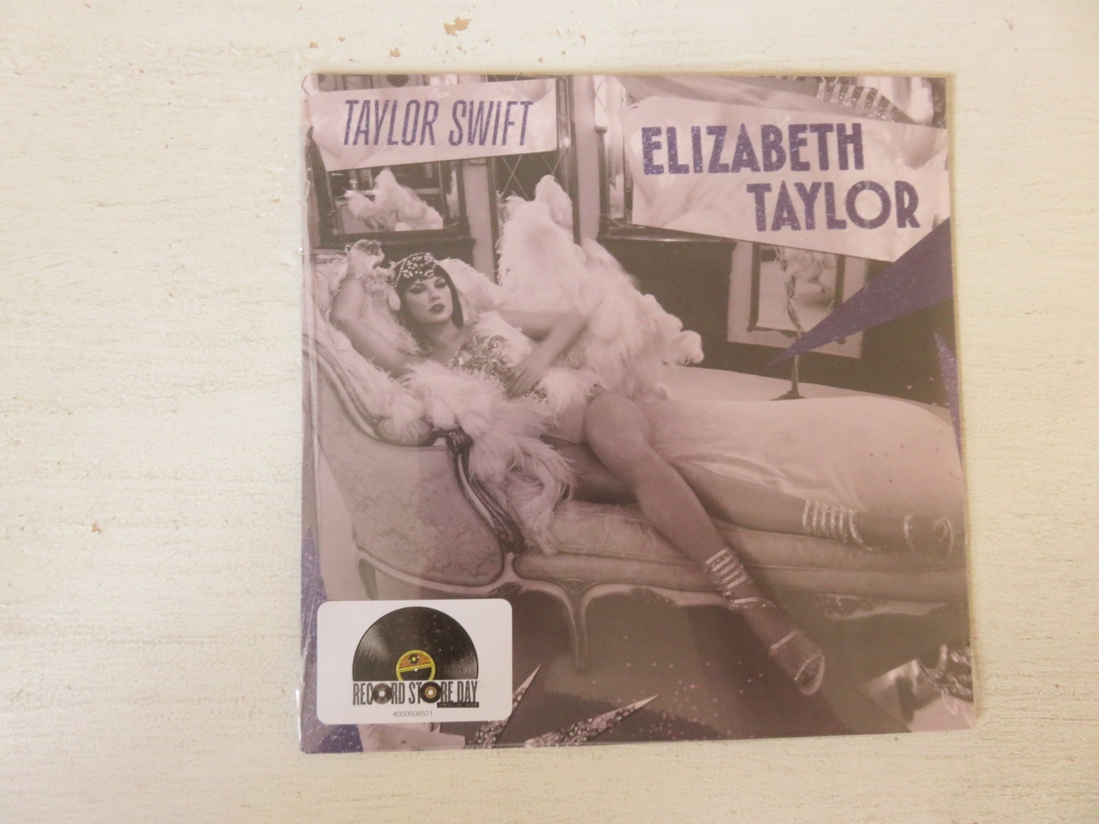 TAYLOR SWIFT Elizabeth Taylor RSD 2026 VIOLET GLITTER VINYL 7″ PRESSING