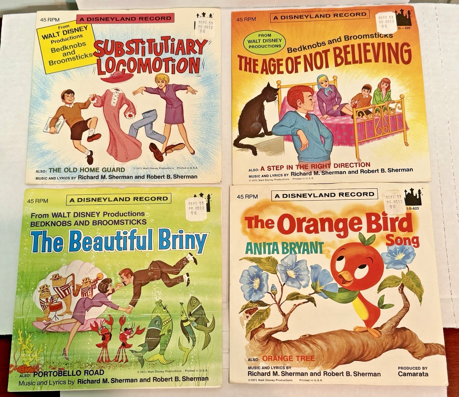 4 VTG 1971 DISNEYLAND 45 VINYL RECORDS INC THE ORANGE BIRD SONG LG-823 NM (-)