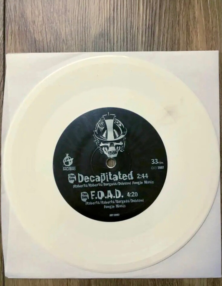 BROKEN BONES – Decapitated / F.O.A.D. White Vinyl 7″ Limited Edition 2007 Punk