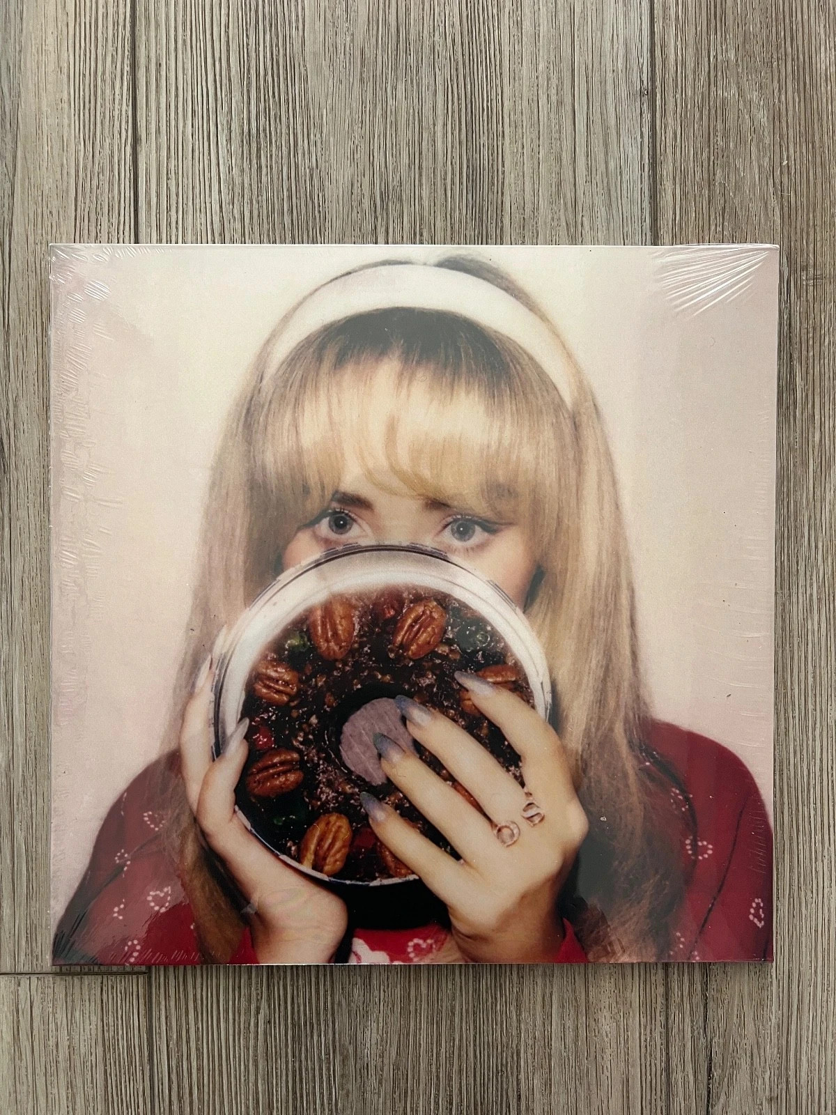 SABRINA CARPENTER FRUITCAKE LIQUID FILLED GLITTER VINYL LP – IN HAND