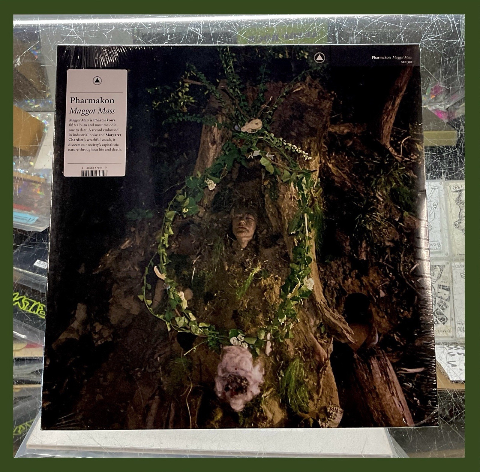 Pharmakon – Maggot Mass LP On Vinyl Noise/Industrial/Electronic Sacred Bones