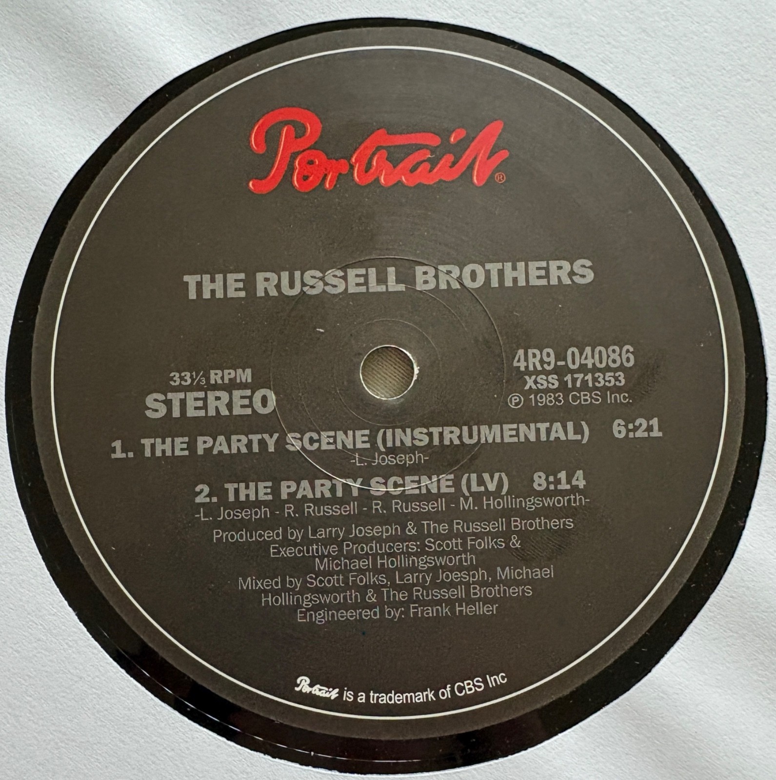RARE ELECTRO The Russell Brothers – The Party Scene 12″ (EX) [UK Press] PORTRAIT
