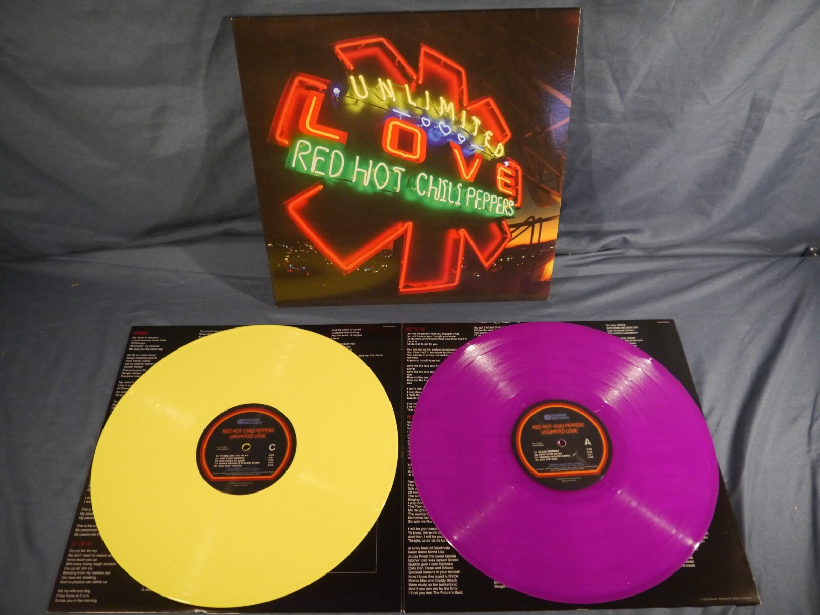RED HOT CHILI PEPPERS- UNLIMITED LOVE 2 LP VINYL SET (Lakers Purple and Gold)
