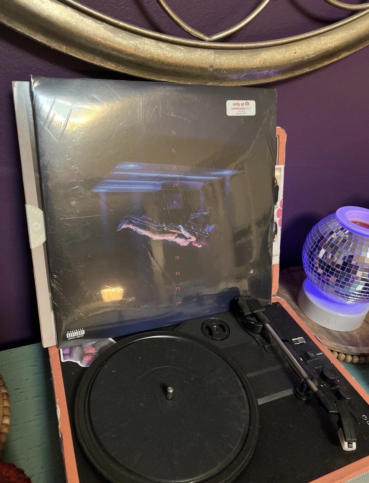 Teyana Taylor – Escape Room (Target Exclusive Pink Color Vinyl 2LP) Sealed