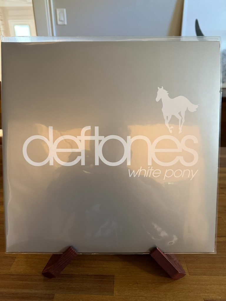 DEFTONES – WHITE PONY – NM CONDITION