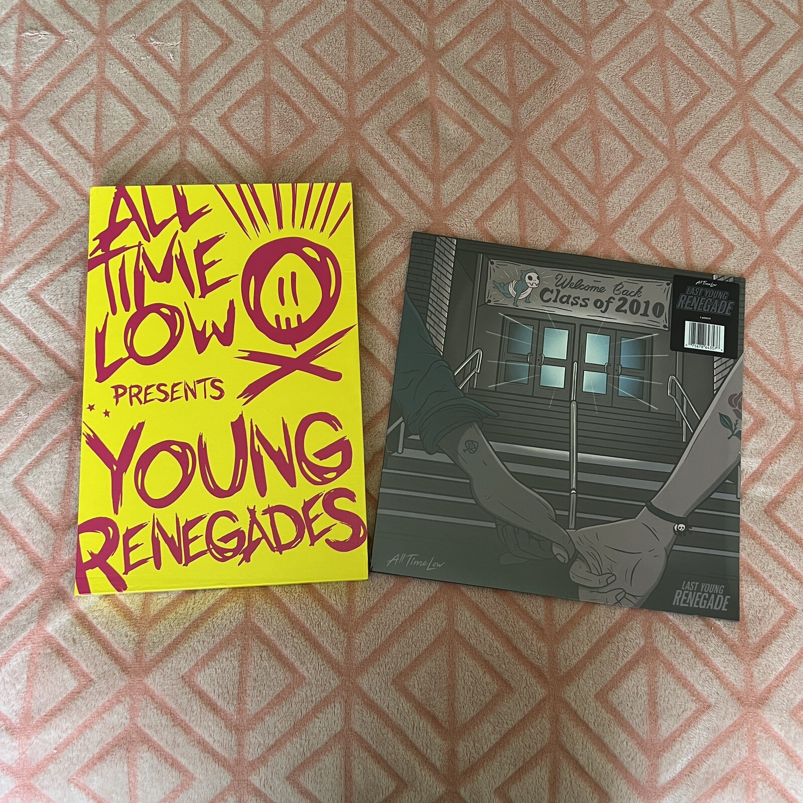 All Time Low Last Young Renegade Vinyl LP Z2 Comics Exclusive Sealed