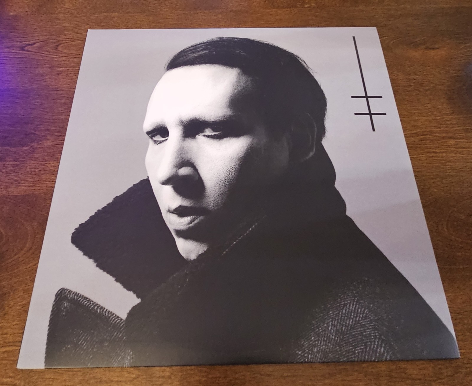 Marilyn Manson – Heaven Upside Down – Red Vinyl Record – Excellent Loma Vista