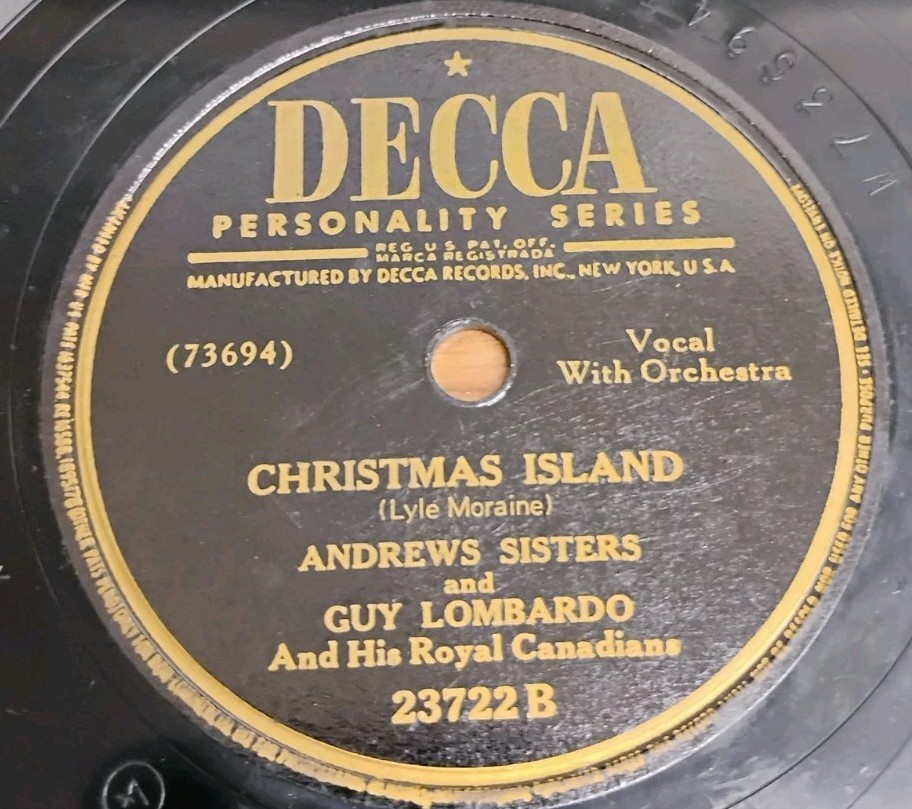 ANDREW SISTERS AND GUY LOMBARDO-WINTER WONDERLAND/CHRISTMAS ISLAND 10 IN. 78 RPM