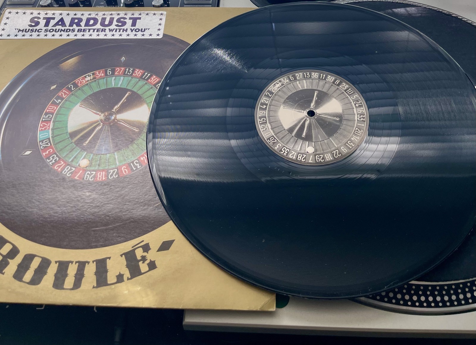 Stardust – Music Sounds Better With U 1998 Single Sided French Press 12″ VG+/VG