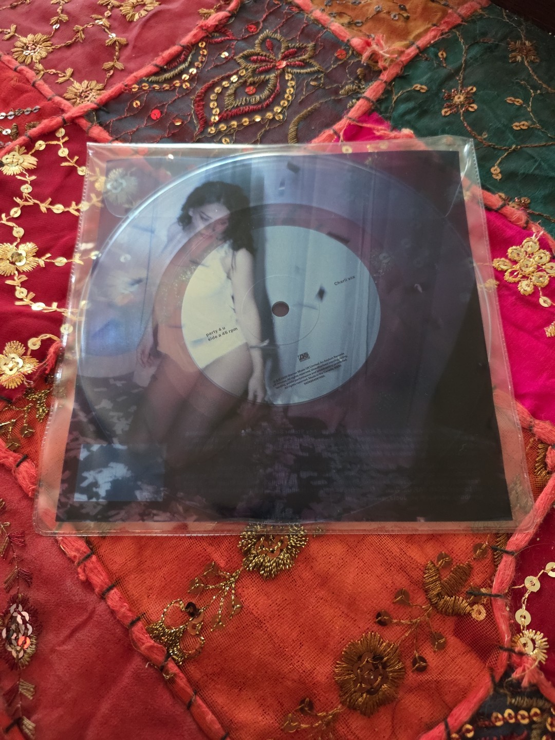 Charli XCX – Party 4 U 7″ Vinyl Crystal Clear RSD 2026