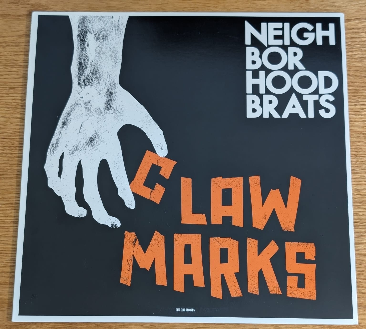 NEIGHBORHOOD BRATS – CLAW MARKS – VINYL LP – HB