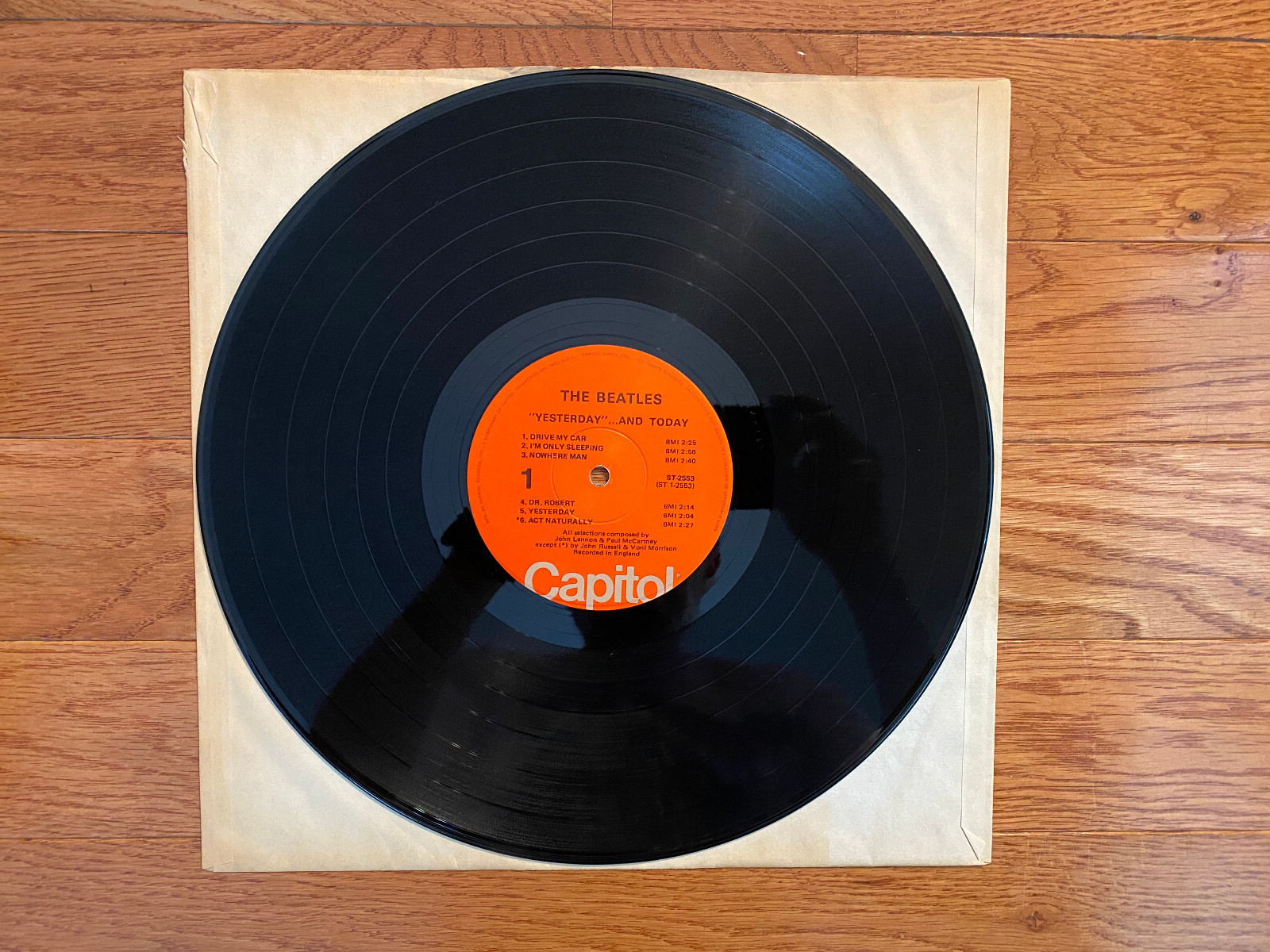 The Beatles – Yesterday and Today LP Capitol ST 2553 1976 Pressing Orange Label