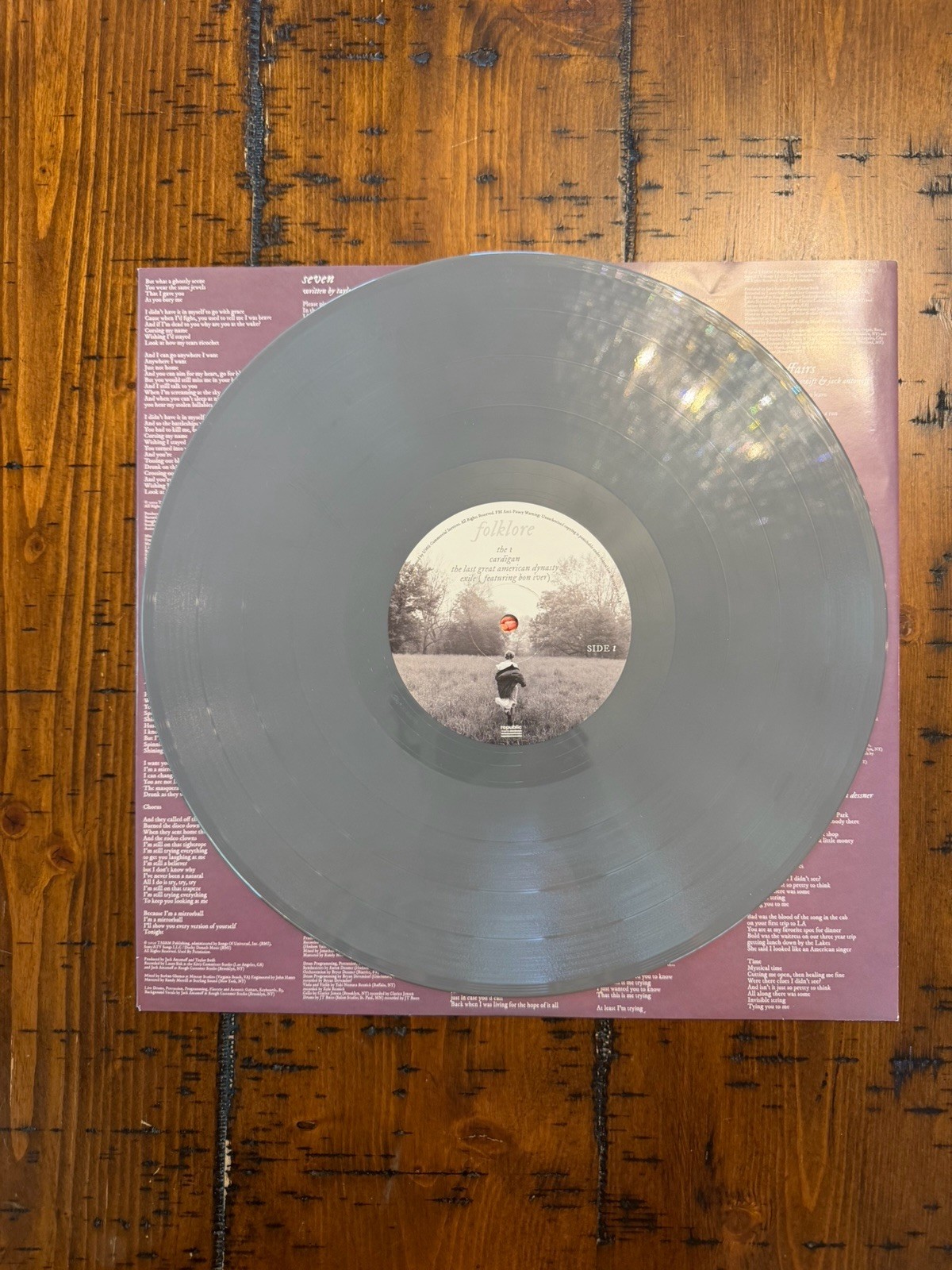 Taylor Swift – folklore « running like water » Limited Edition Silver Vinyl