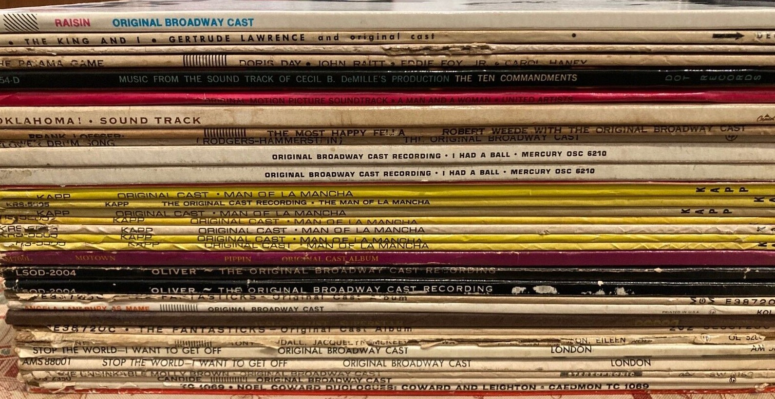 BIG LOT Vinyl records BROADWAY PLAYS -MOVIE SOUNDTRACKS. GREAT TITLES. FEW RARE