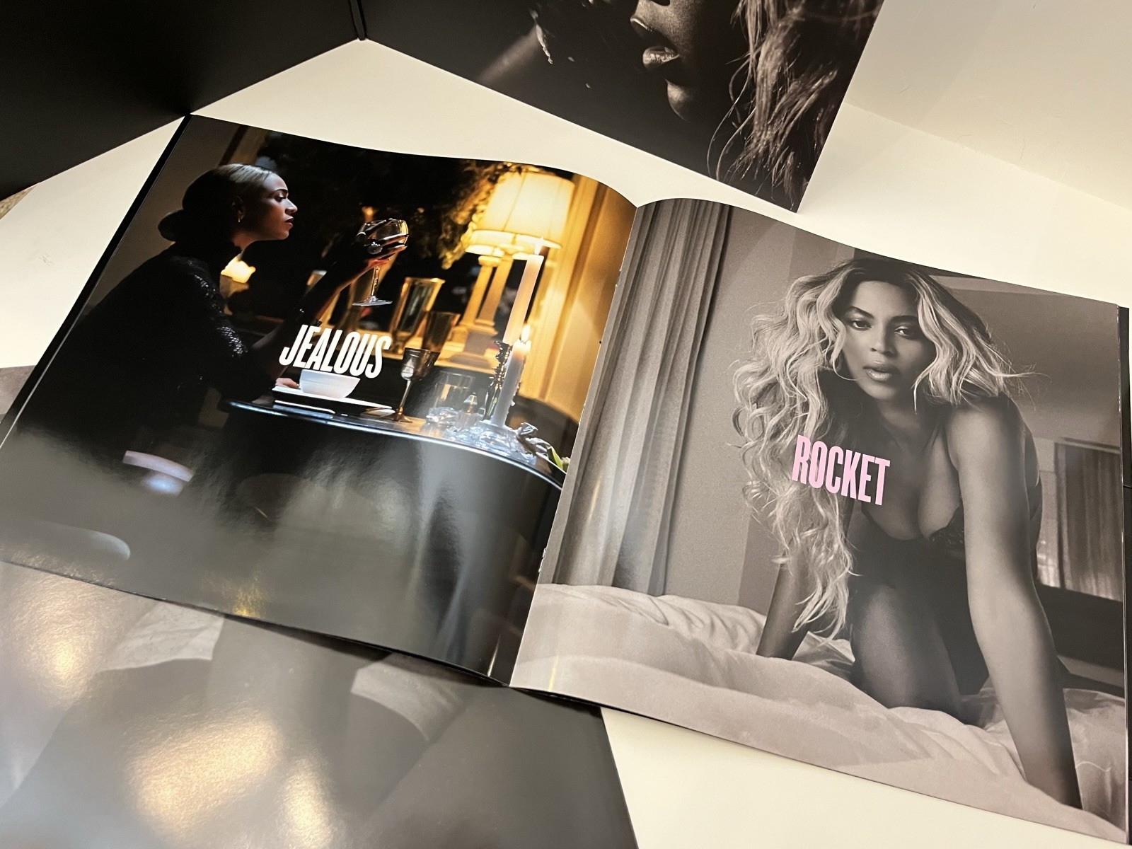 Beyoncé Self Titled 2014 2LP Vinyl Limited, Official, DVD + 28-page Booklet EX!