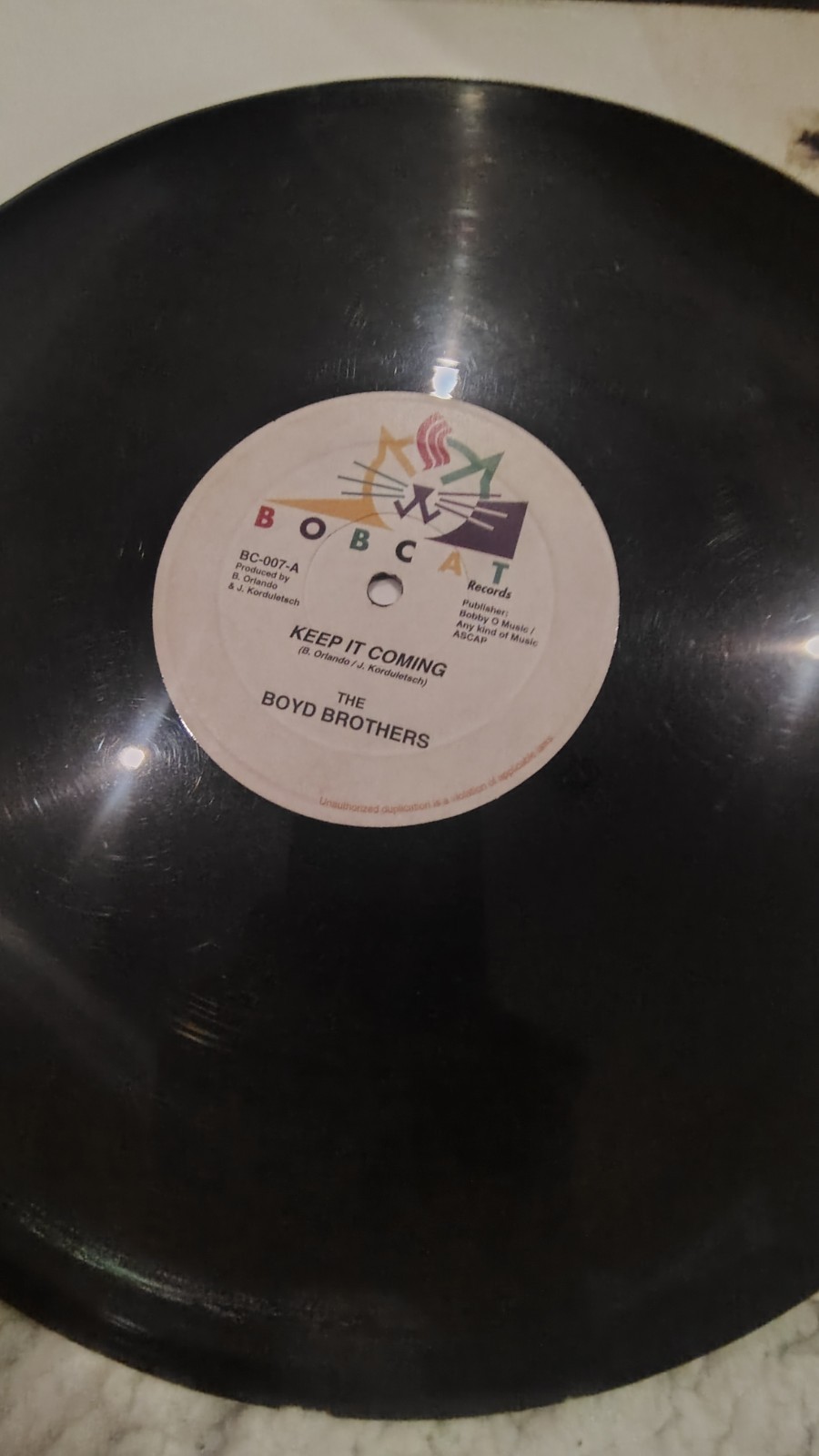 Latin One – Chooch gato Perro Disco High Energy Italo Electro Polymarchs G+