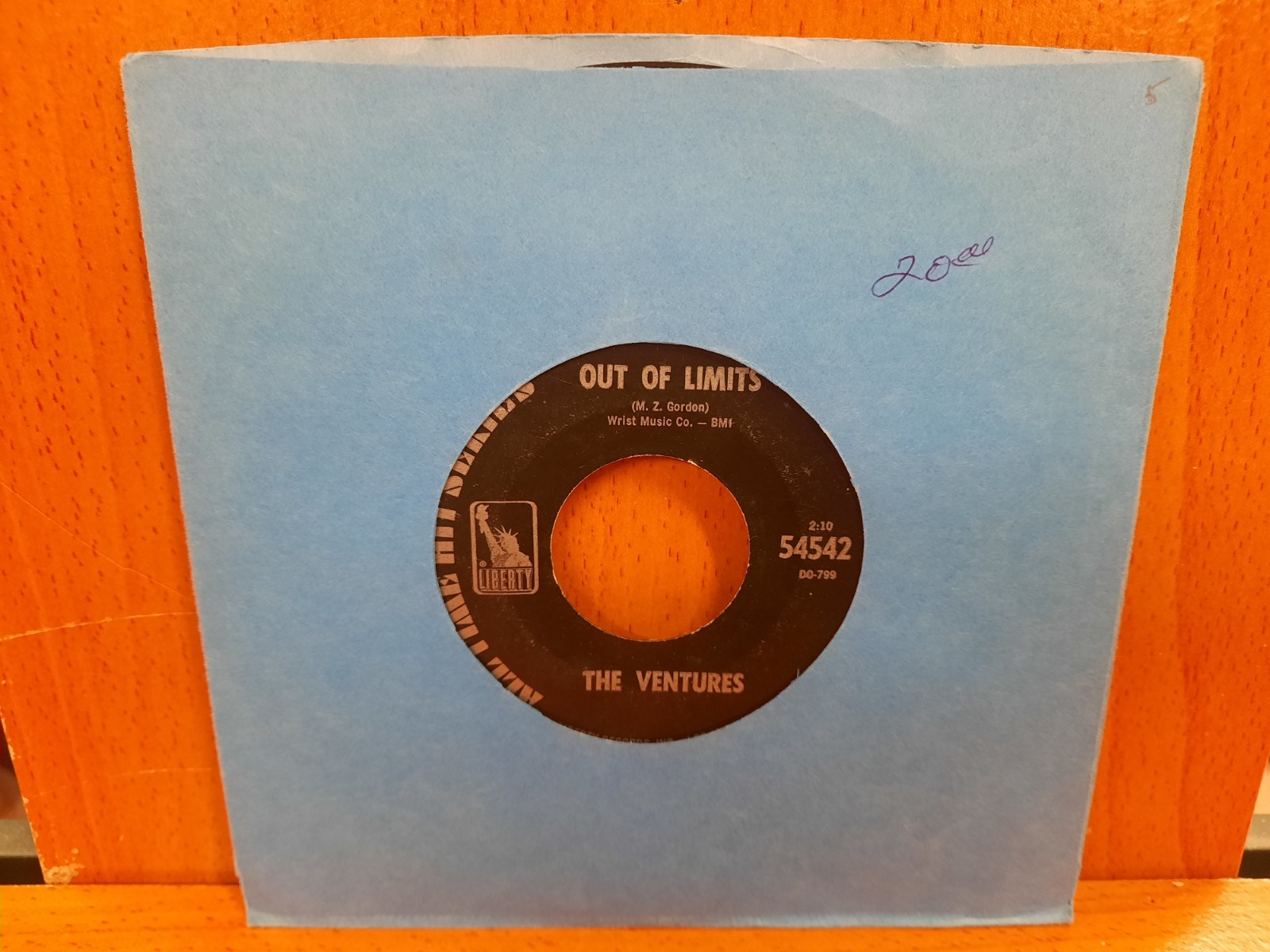 45 / The Ventures / Reissue / Out Of Limits / Telstar