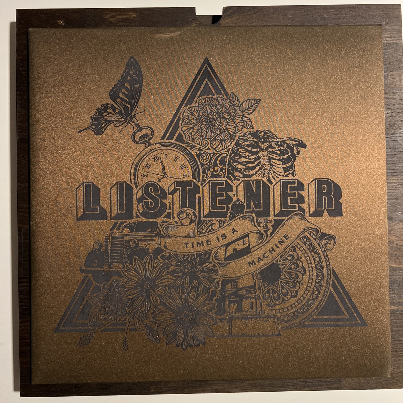 Listener Time Is A Machine Vinyl /10 Wood Oak Engraved Case
