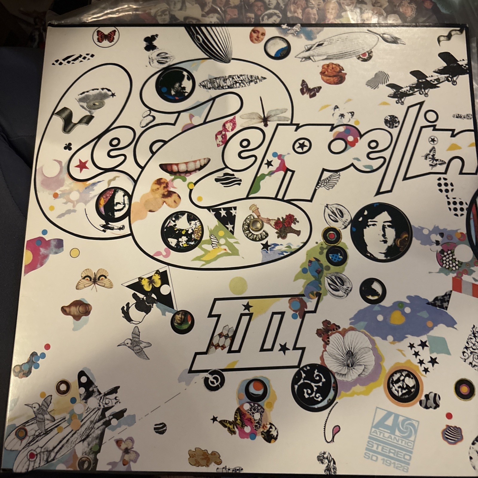 LED ZEPPELIN- III LATE 1970s RE OF 1970 CLASSIC HARD ROCK PSYCH SHRINK HYPE EX
