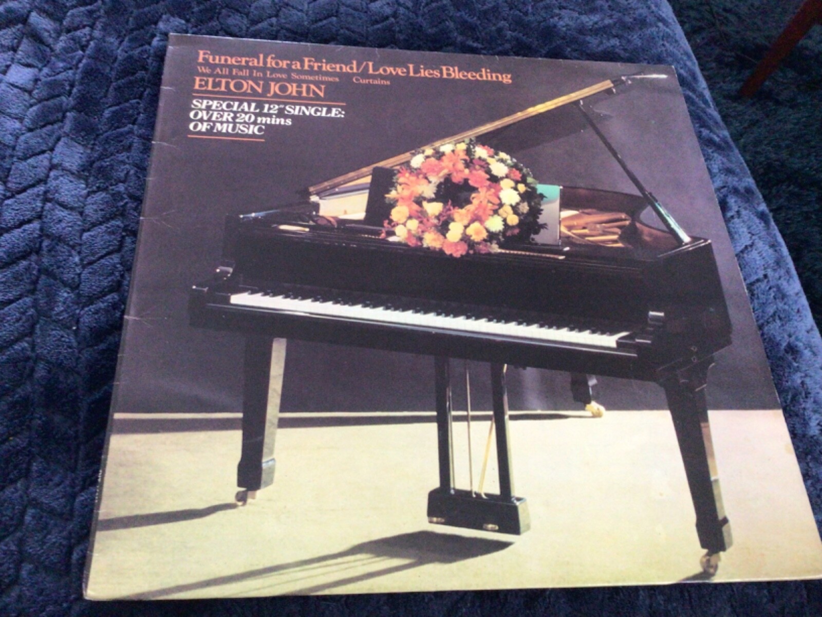 Elton John – Funeral For A Friend 12 inch vinyl single