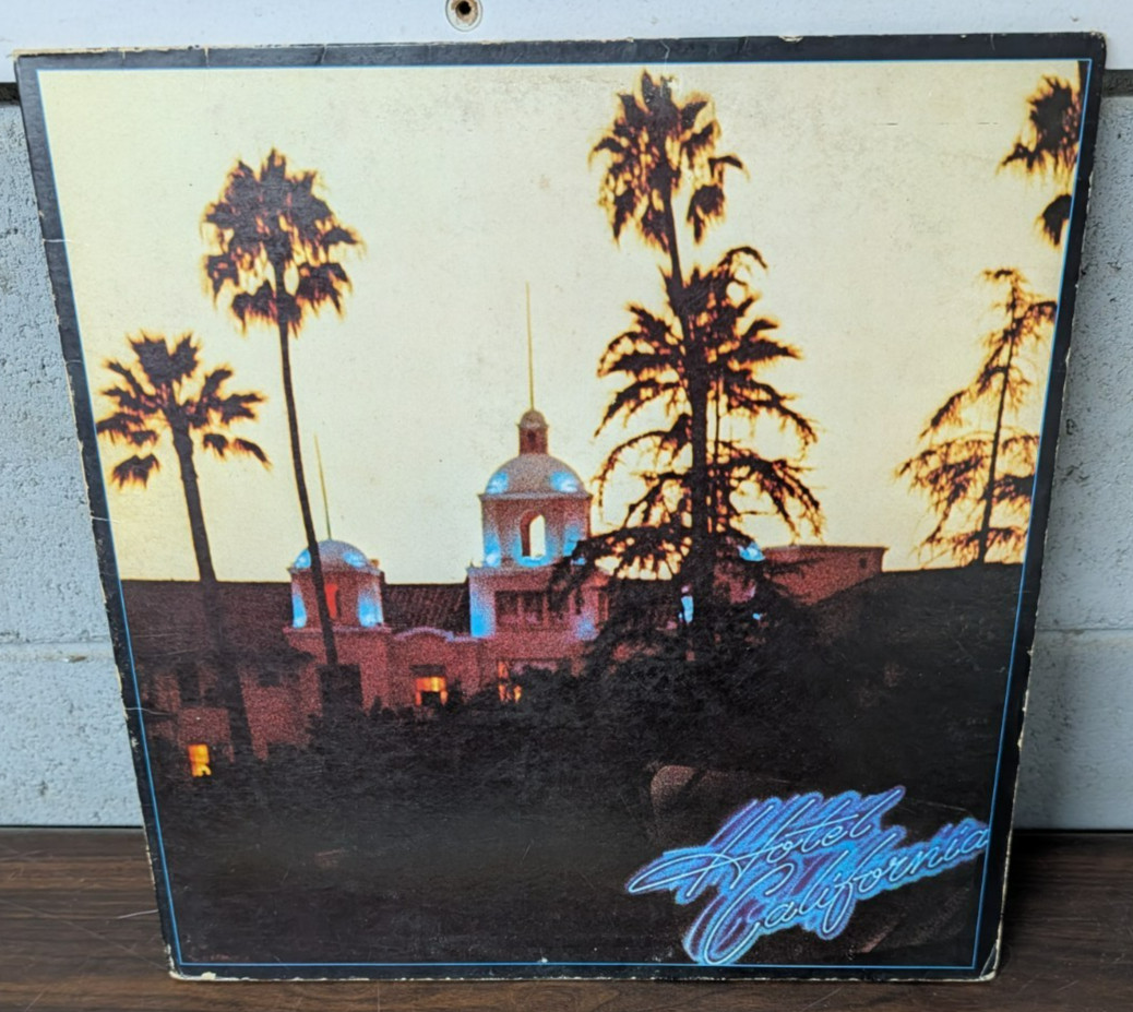 The Eagles – Hotel California Original Pressing 7E-1084 *TESTED* / NO POSTER