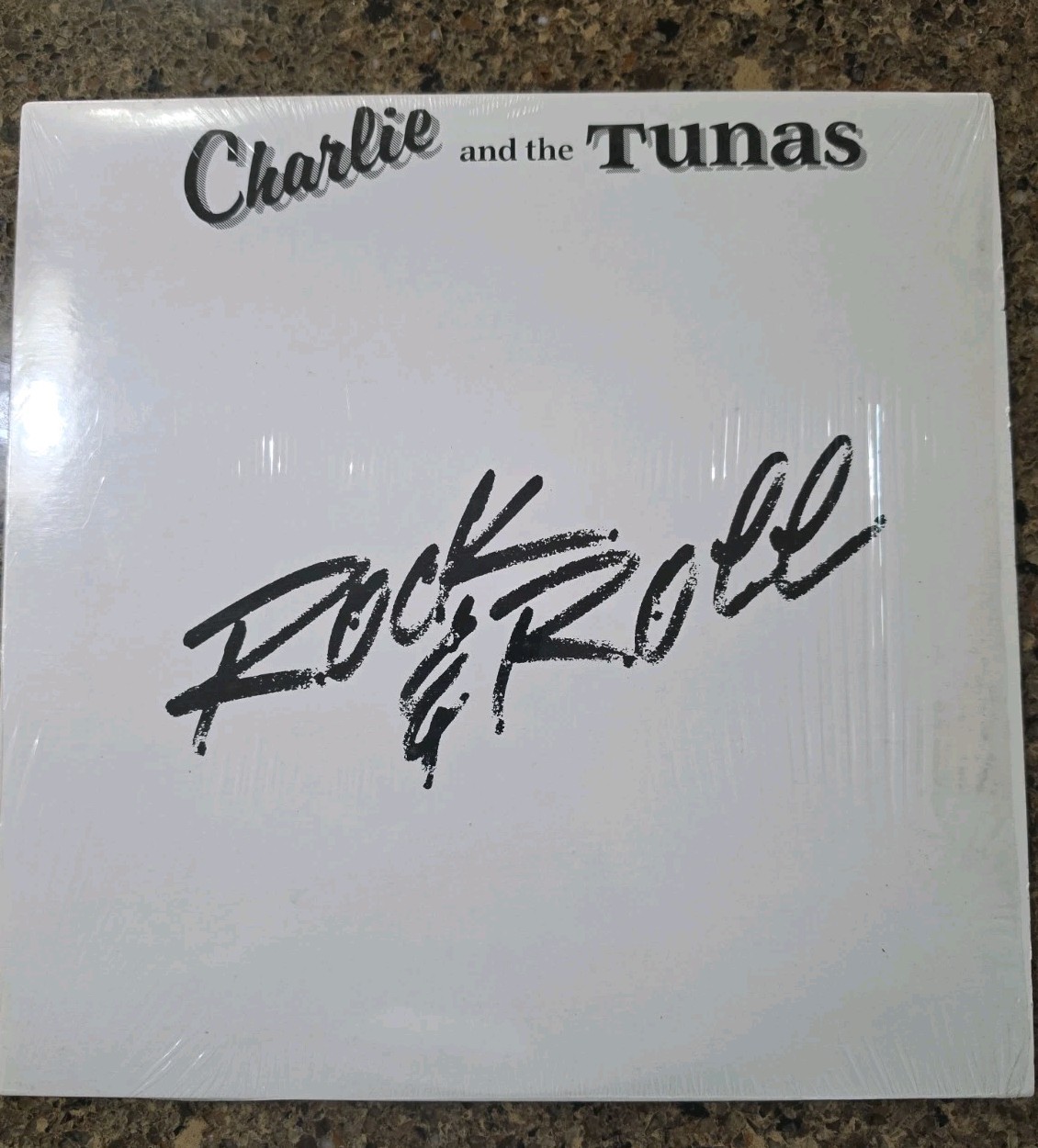 CHARLIE & TUNAS: rock & roll RAIN 12″ LP 33 RPM