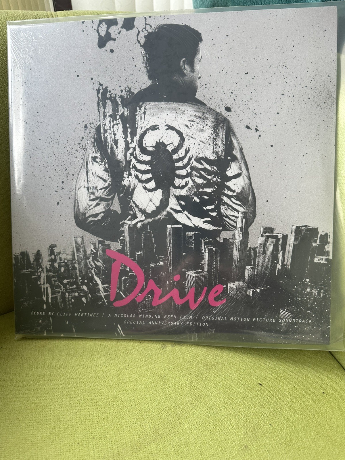 Drive soundtrack picture disc vinyl Cliff Martinez invada