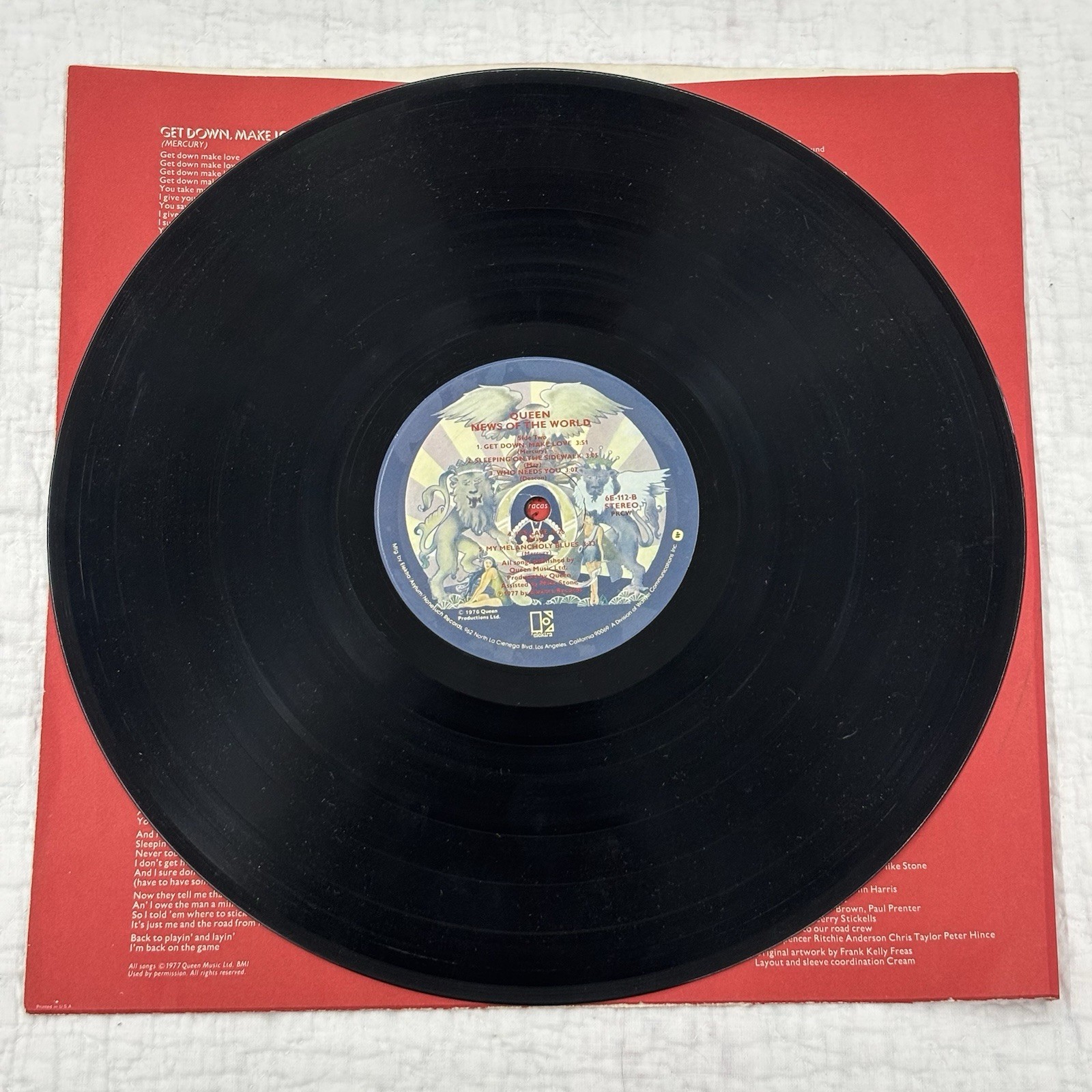 Vintage 1977 Queen Album NEWS OF THE WORLD Record Vinyl LP