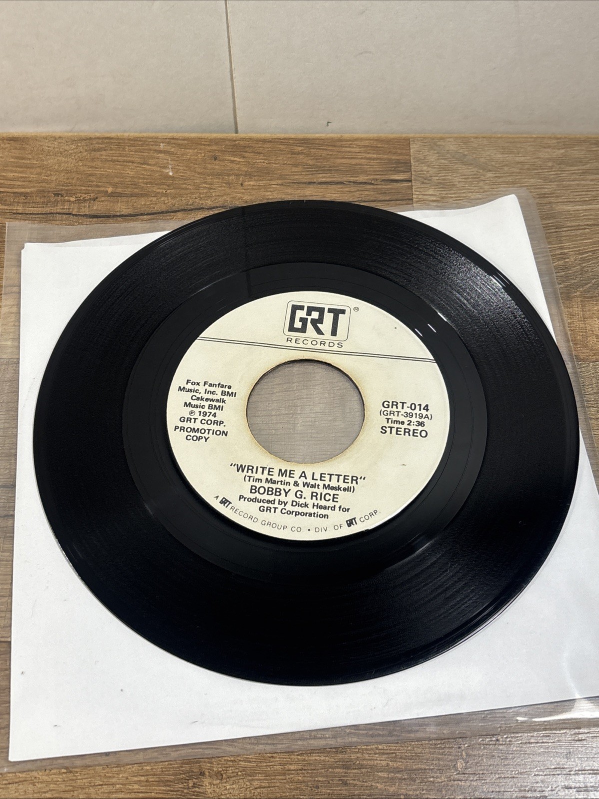 Bobby G. Rice – Write Me A Letter – GRT 1975 Promo