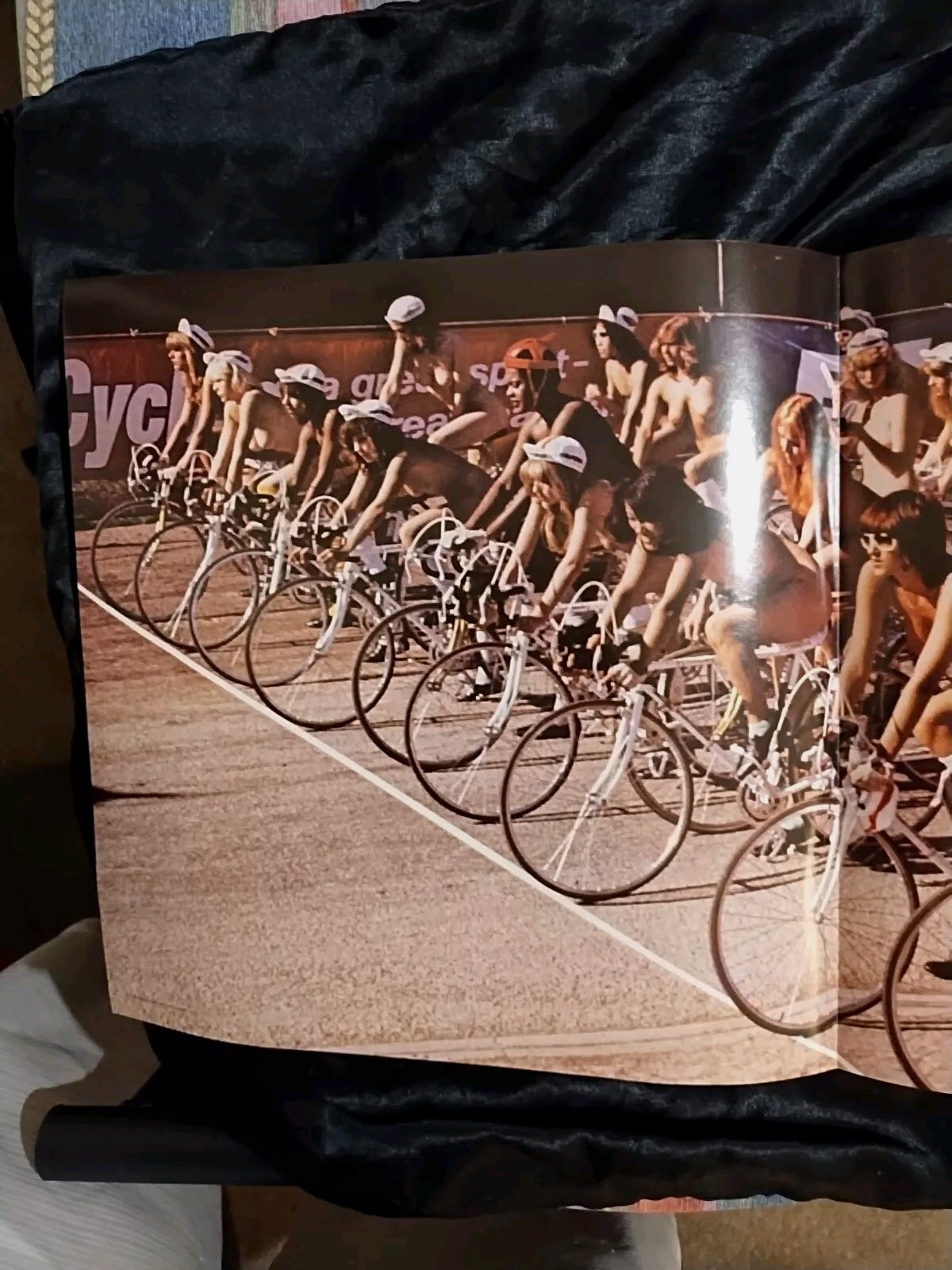 QUEEN Audiophile Jazz LP, 3 Inserts 36″ Nude Cyclers Poster, Photo, Lyrics, N/M