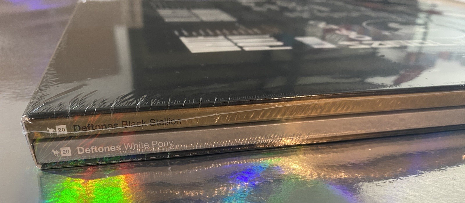 Deftones – White Pony 20th Anniversary 4LP Black Vinyl Box Set ✅ Factory Sealed