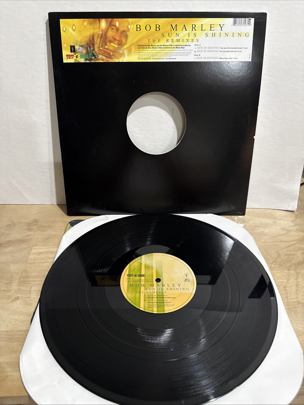 Bob Marley Sun Is Shining The Remixes 12″ Vinyl Record Tuff Gong 1999 NM/VG+