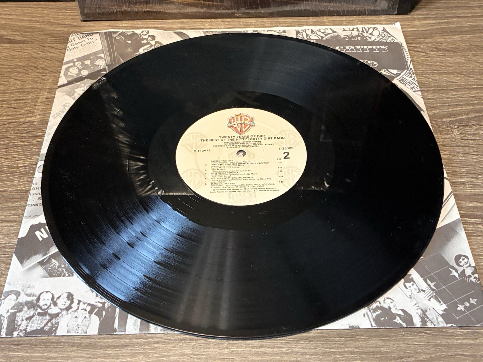 Twenty Years of Dirt The Best of The Nitty Gritty Dirt Band 1986 Vinyl LP Shrink