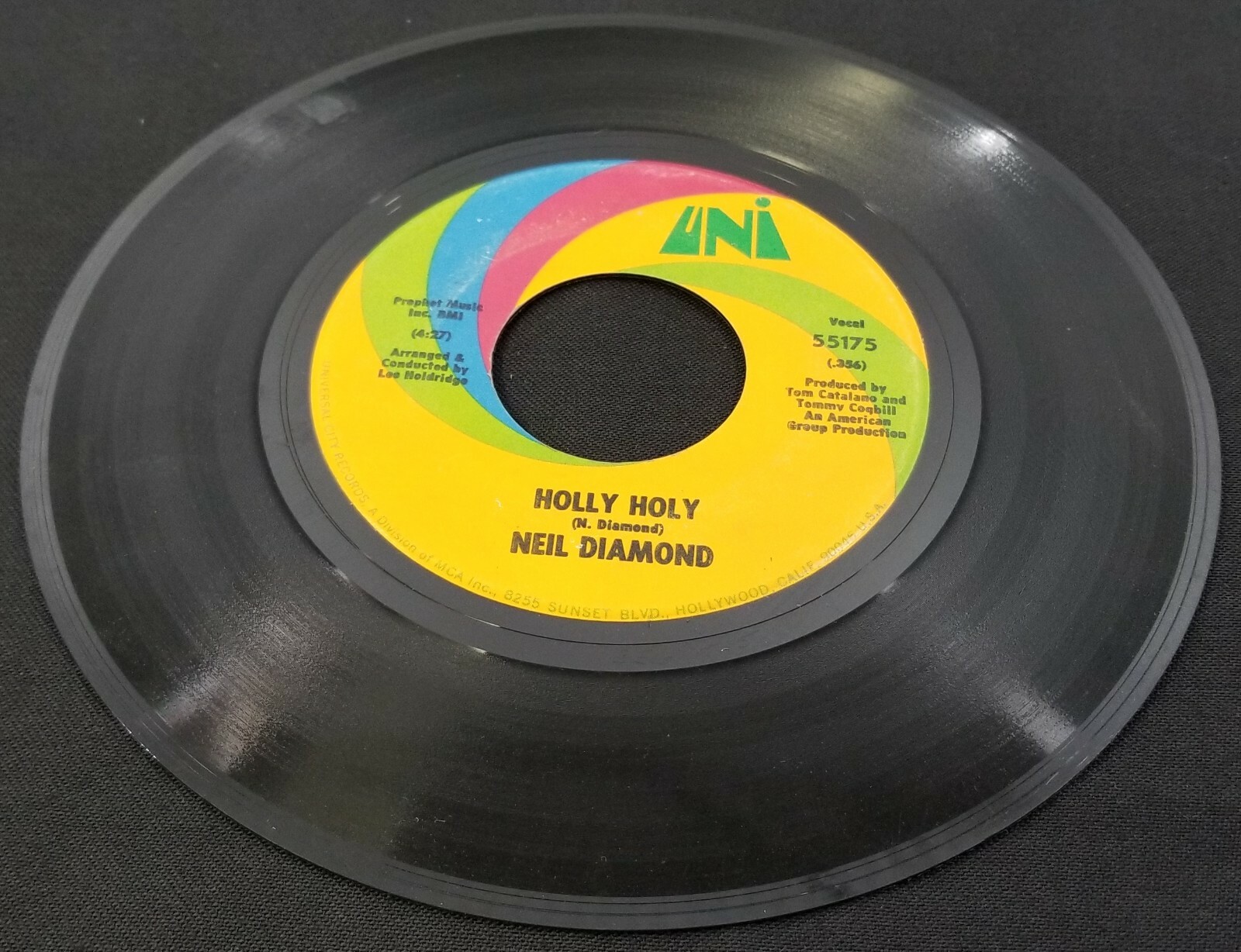 N) Neil Diamond – Holly Holy – Hurtin You Don’t Come Easy – 45 RPM Vinyl Record