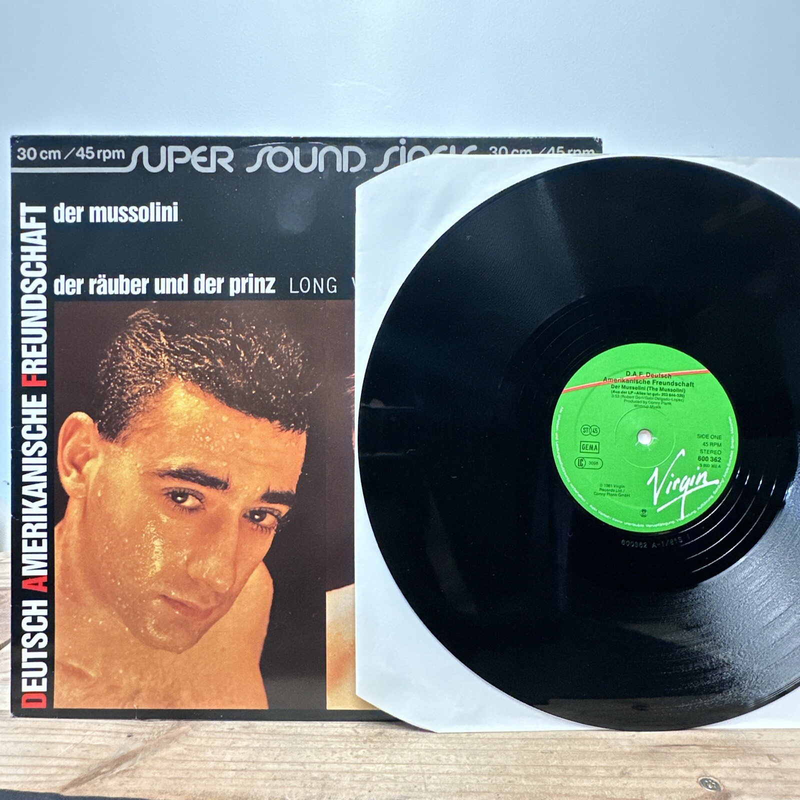 Deutsch Amerikanische Freundschaft DAF Alles ist gut lp 1981 industrial germany!