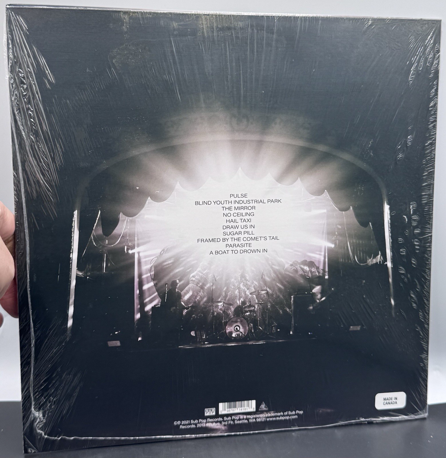 METZ “Live At The Opera House” Sub Pop ltd ed black/oxblood/white 1LP