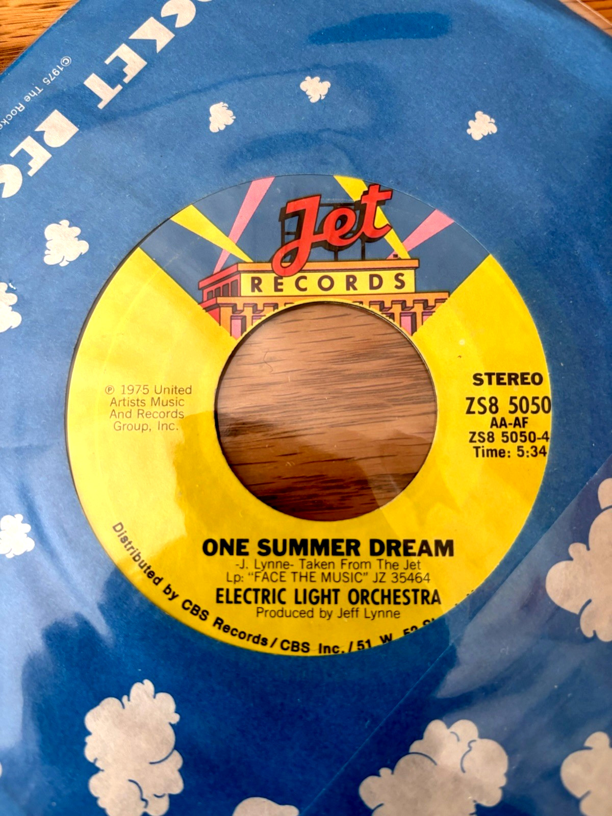 VINTAGE ~ 45 RPM – ELECTRIC LIGHT ORCHESTRA – “MR. BLUE SKY”/1 SUMMER DREAM”