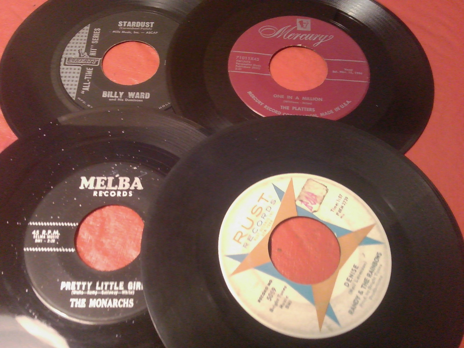Faux Snakeskin 45 RPM CASE & (50) 1950’s-60’s Doo Wop R & B 45’s See Photos