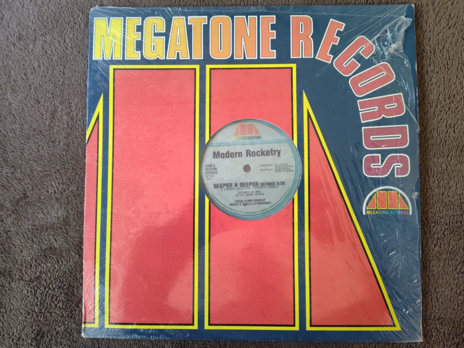 Modern Rocketry – Deeper N Deeper 1987 Hi NRG Disco 12″ VG++/NM-