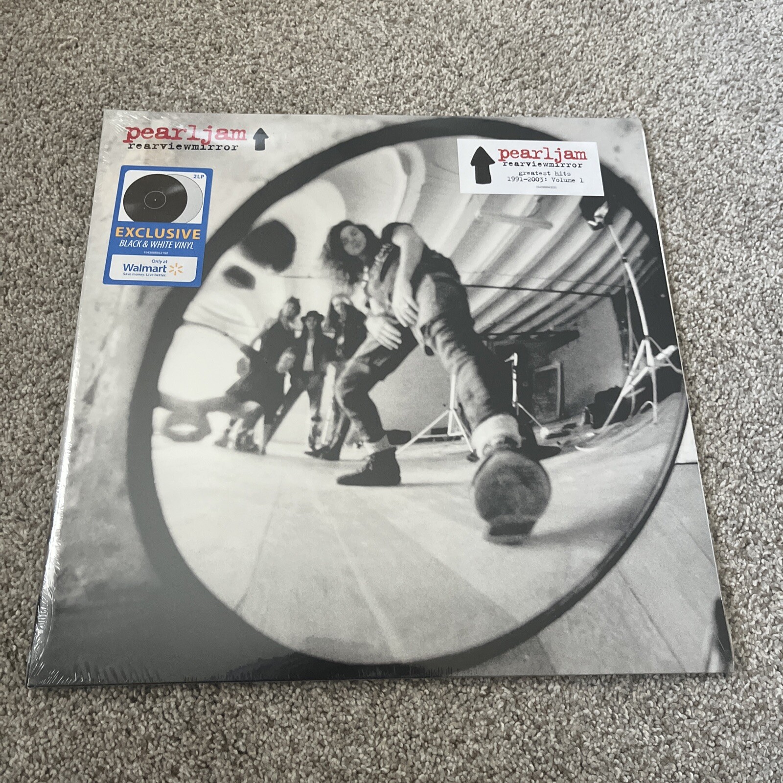 Pearl Jam – Rearviewmirror (Vinyl, 2022) Walmart Exclusive Blk And White Vinyl!