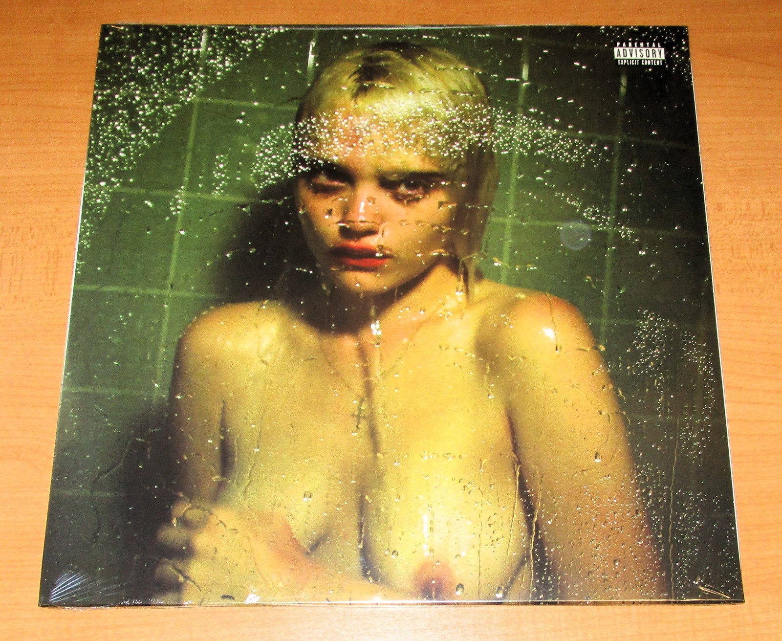 SKY FERRIERA – NIGHT TIME, MY TIME – ETR LIMITED GREEN – 24 HRS SPLIT COLOR LP