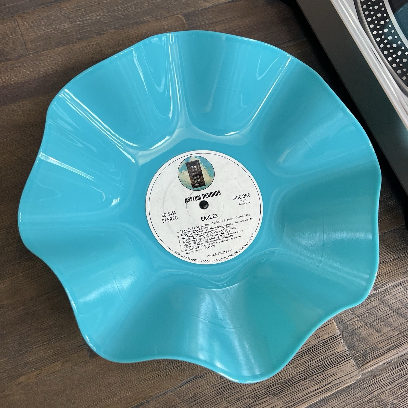 Record Bowl – Upcycled and Repurposed LIGHT BLUE Bowl – The Eagles LP