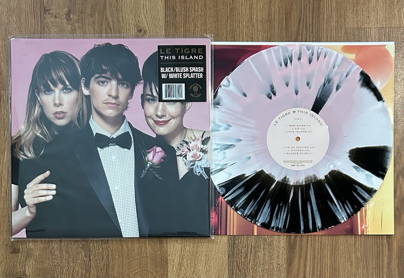 Le Tigre This Island vinyl Black Pink Blush Splatter /200 record New music