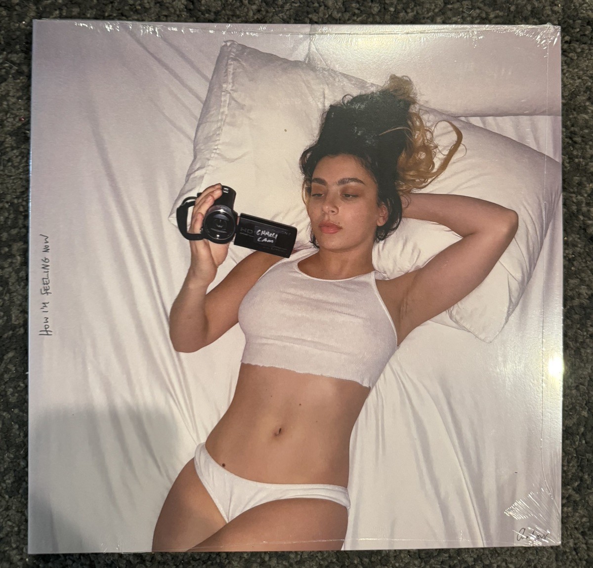 how i’m feeling now (5 year anniversary clear glitter vinyl) – charli xcx