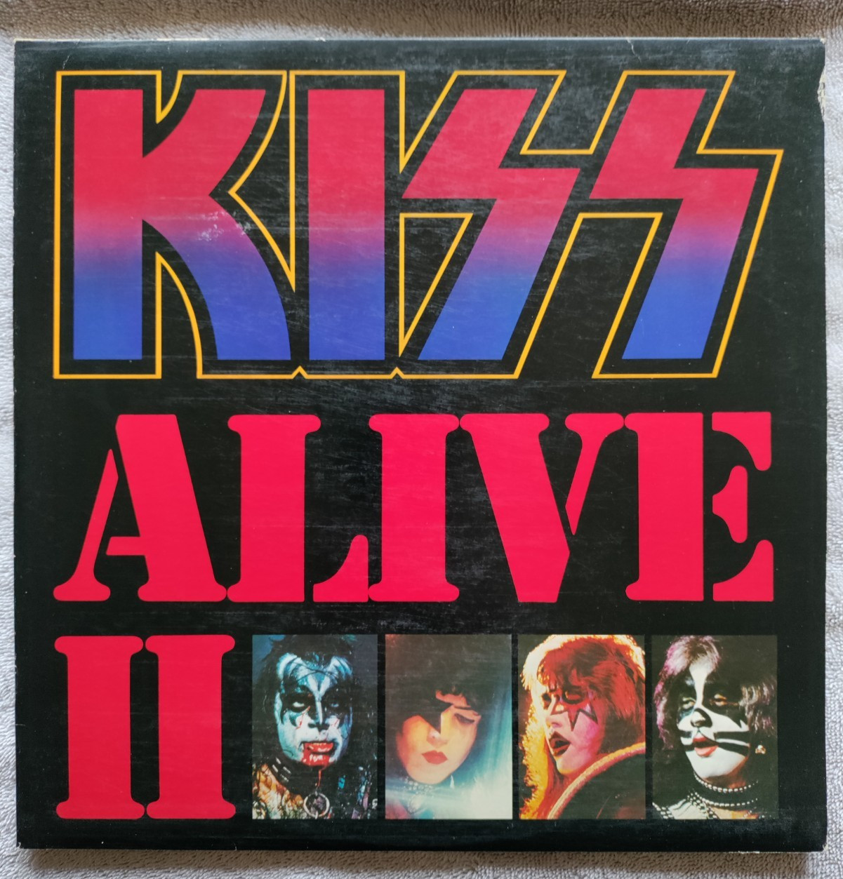 NEAR MINT KISS “ALIVE II” GATEFOLD 2LP VINYL W/ INSERT 1977 NBLP-7076-2-11.98