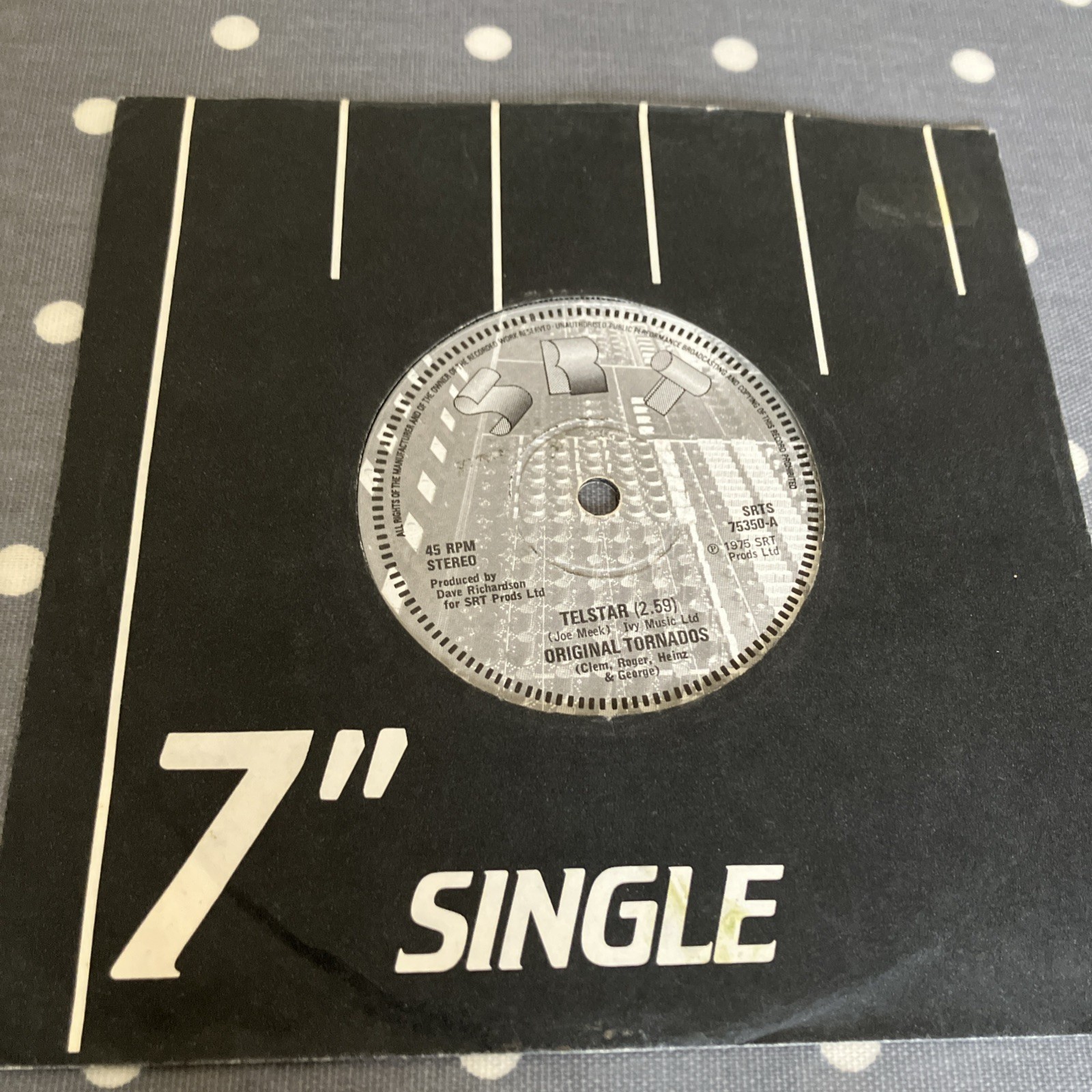 ORIGINAL TORNADOS – TELSTAR / RED ROCKET – SINGLE 1975