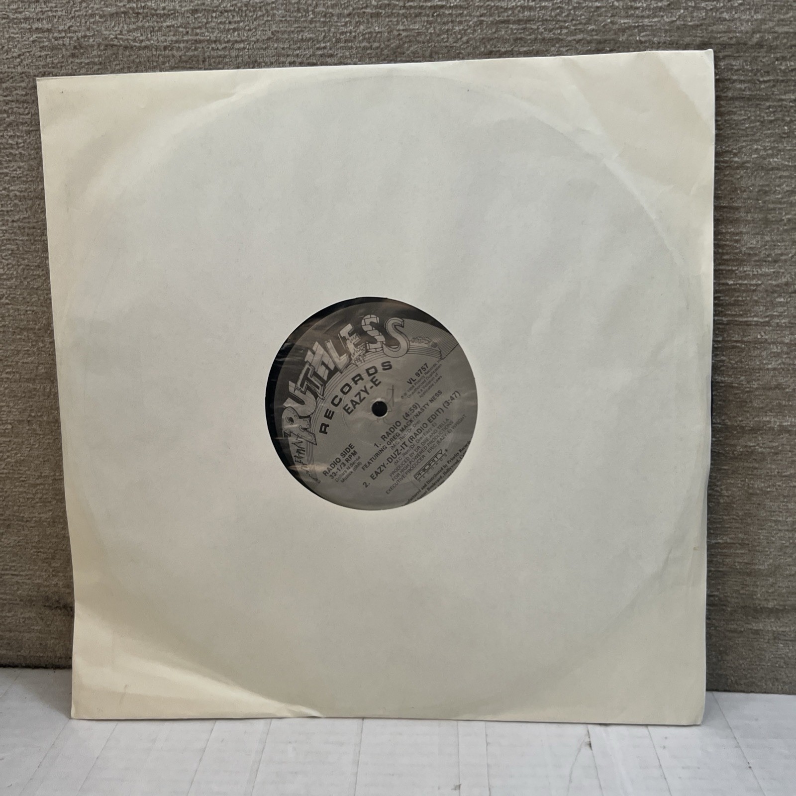 Eazy-E Eazy-Duz-It Original 12” Single Vinyl Record Ruthless VL-9757 1988 12″