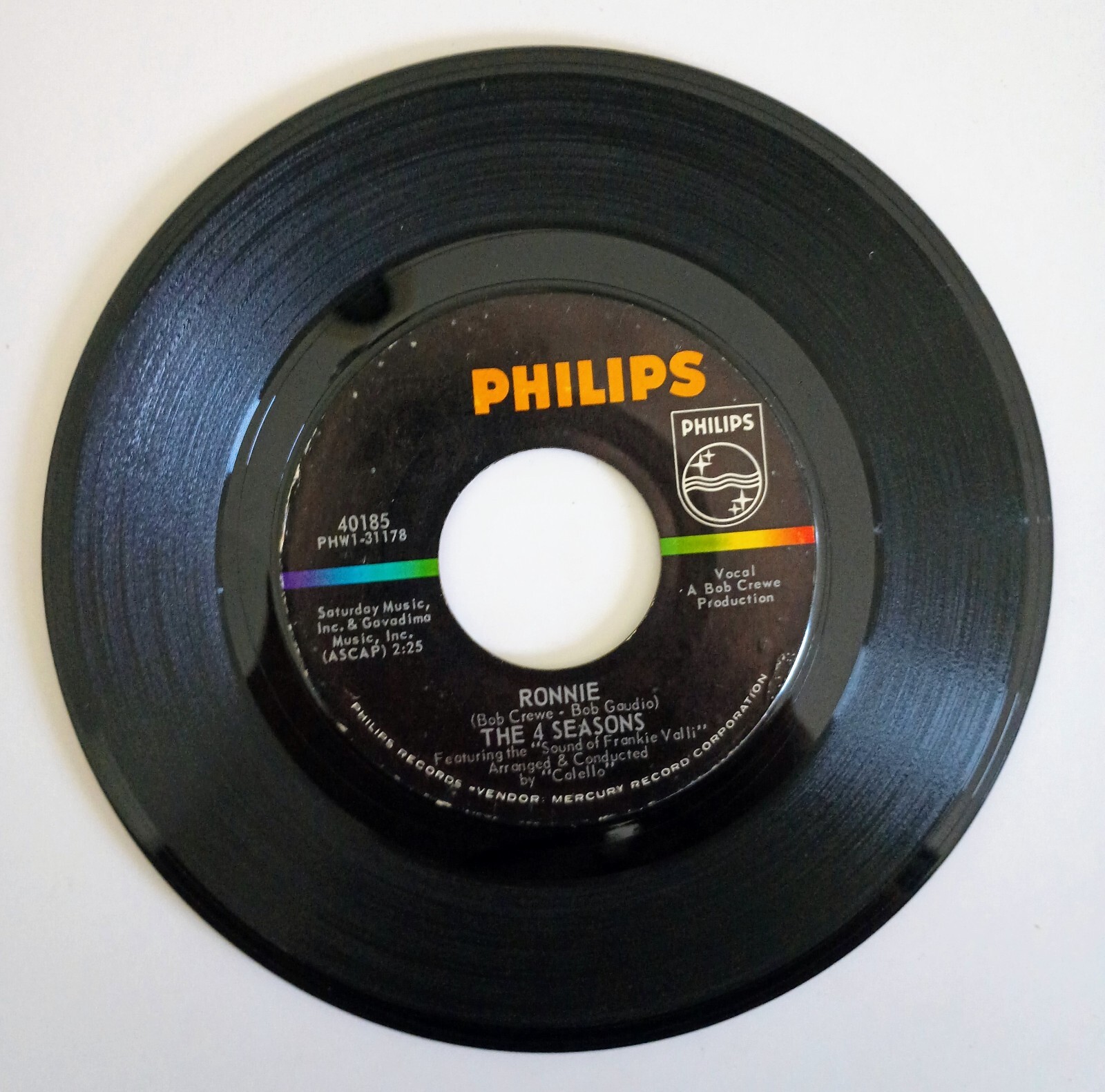 LOT OF 45rpm BILLBOARD TOP SINGLES 1964 & 1965 – 15 Top 100 Hits & 15 CLASSICS