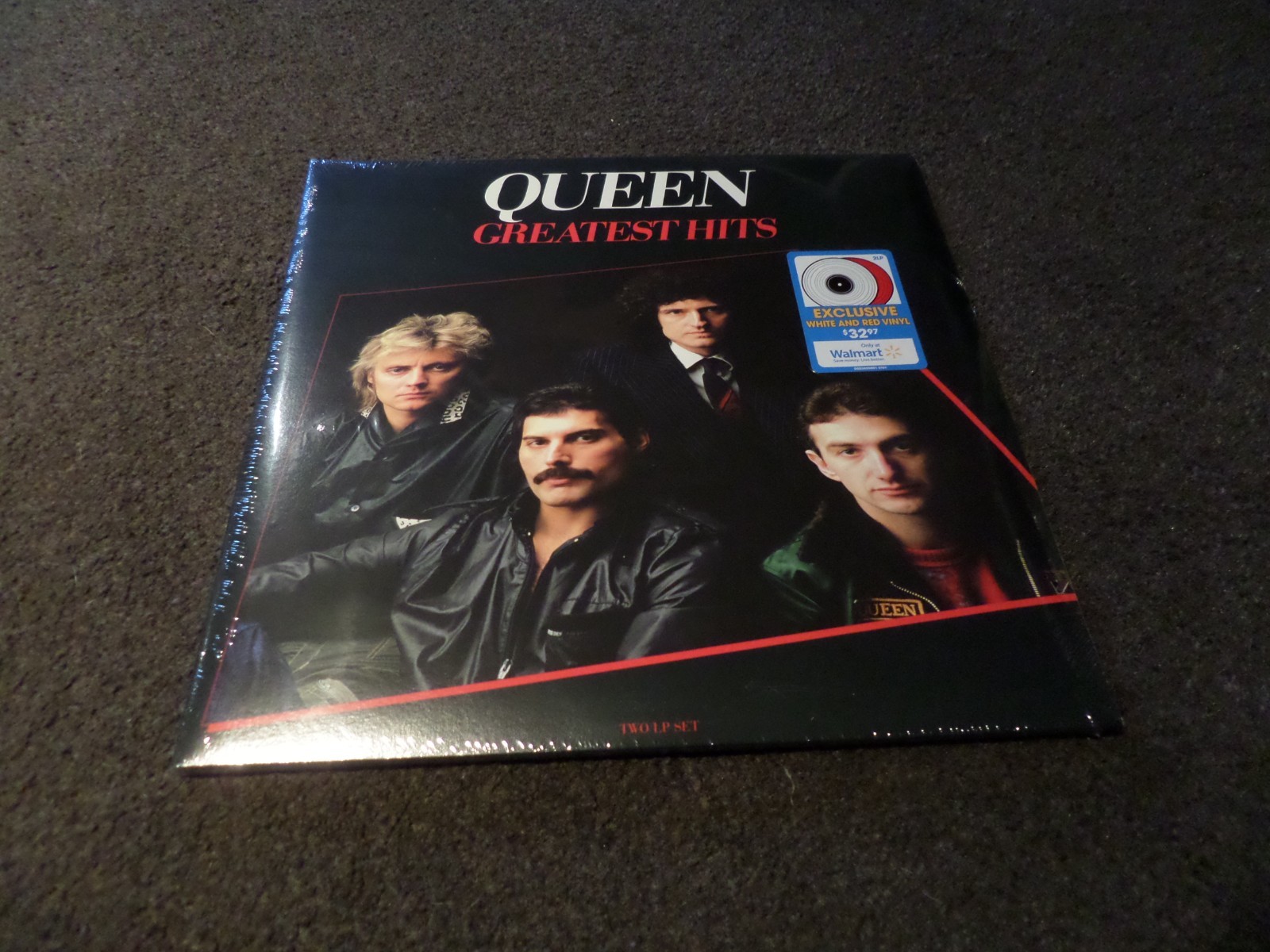 12 INCH VINYL DOUBLE ALBUM NEW & SEALED QUEEN GREATEST HITS RED & WHITE VINYL
